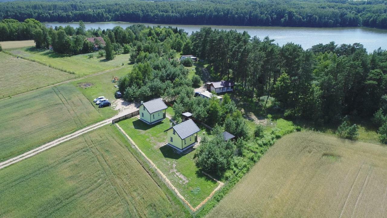 Domki Nad Jeziorem Dąbrówno Buitenkant foto